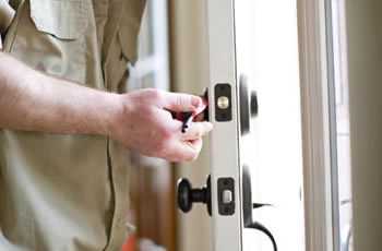 detroit commercial locksmith